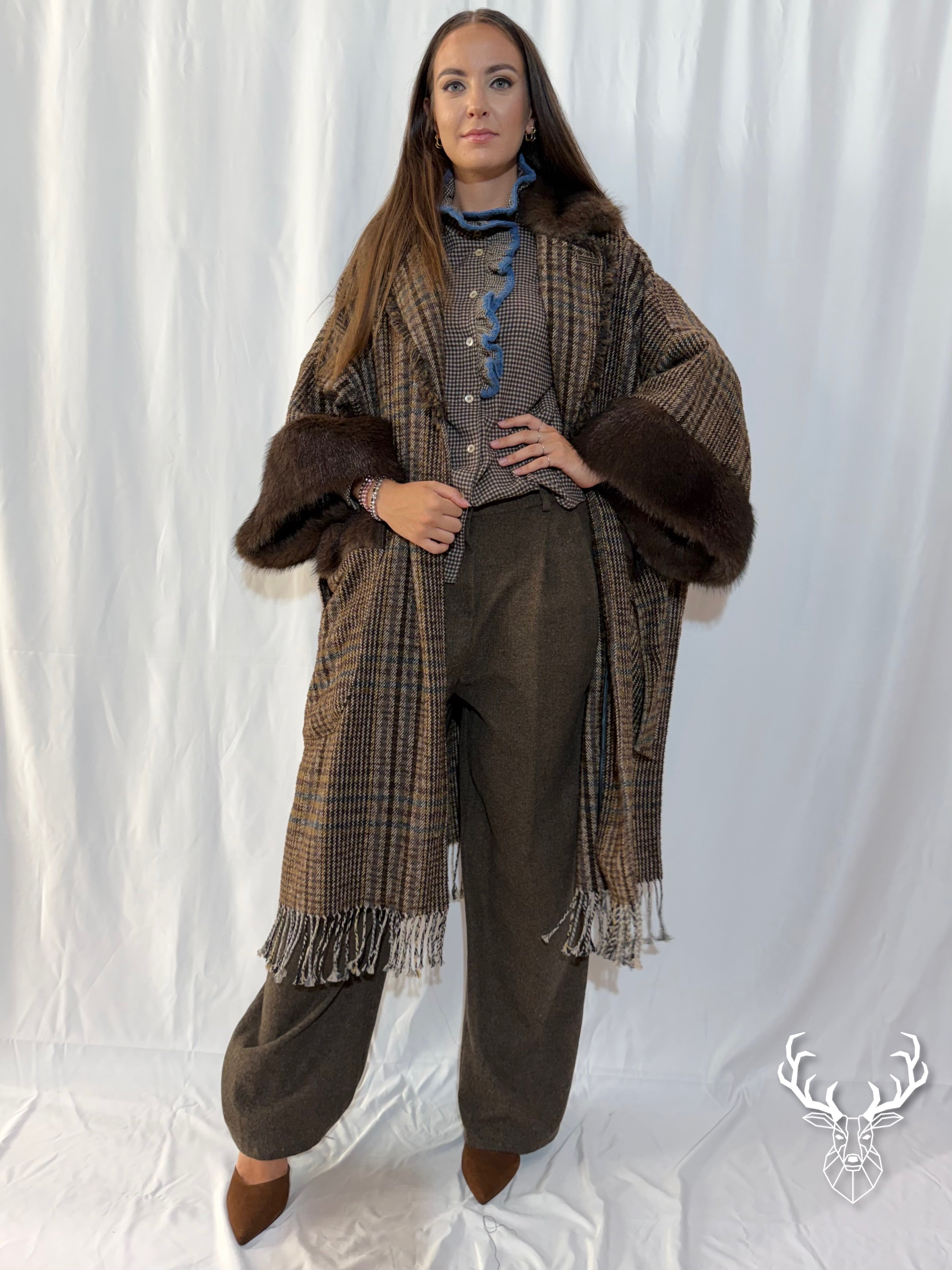 Jaquard Check Mantella Front Street