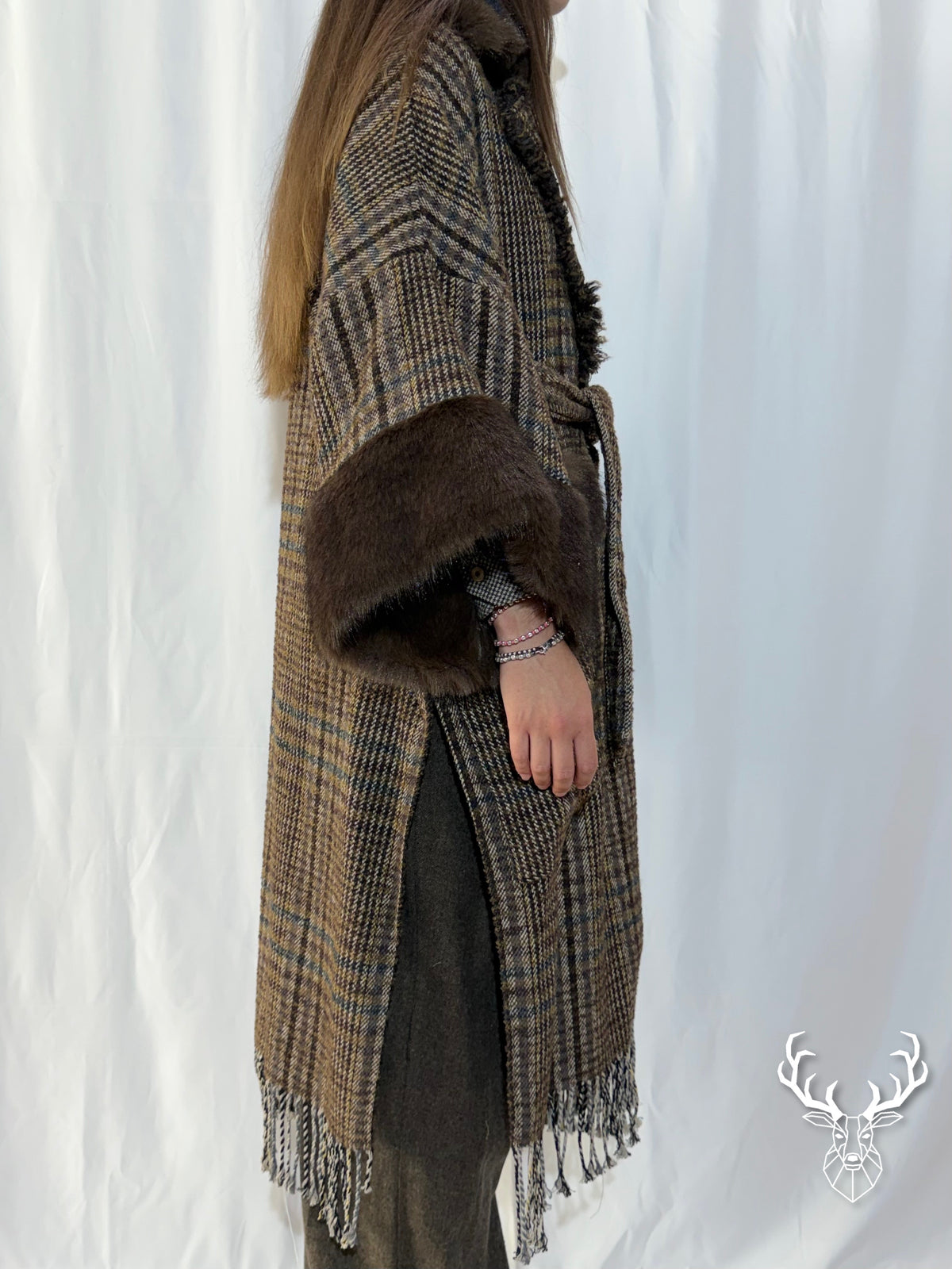 Jaquard Check Mantella Front Street