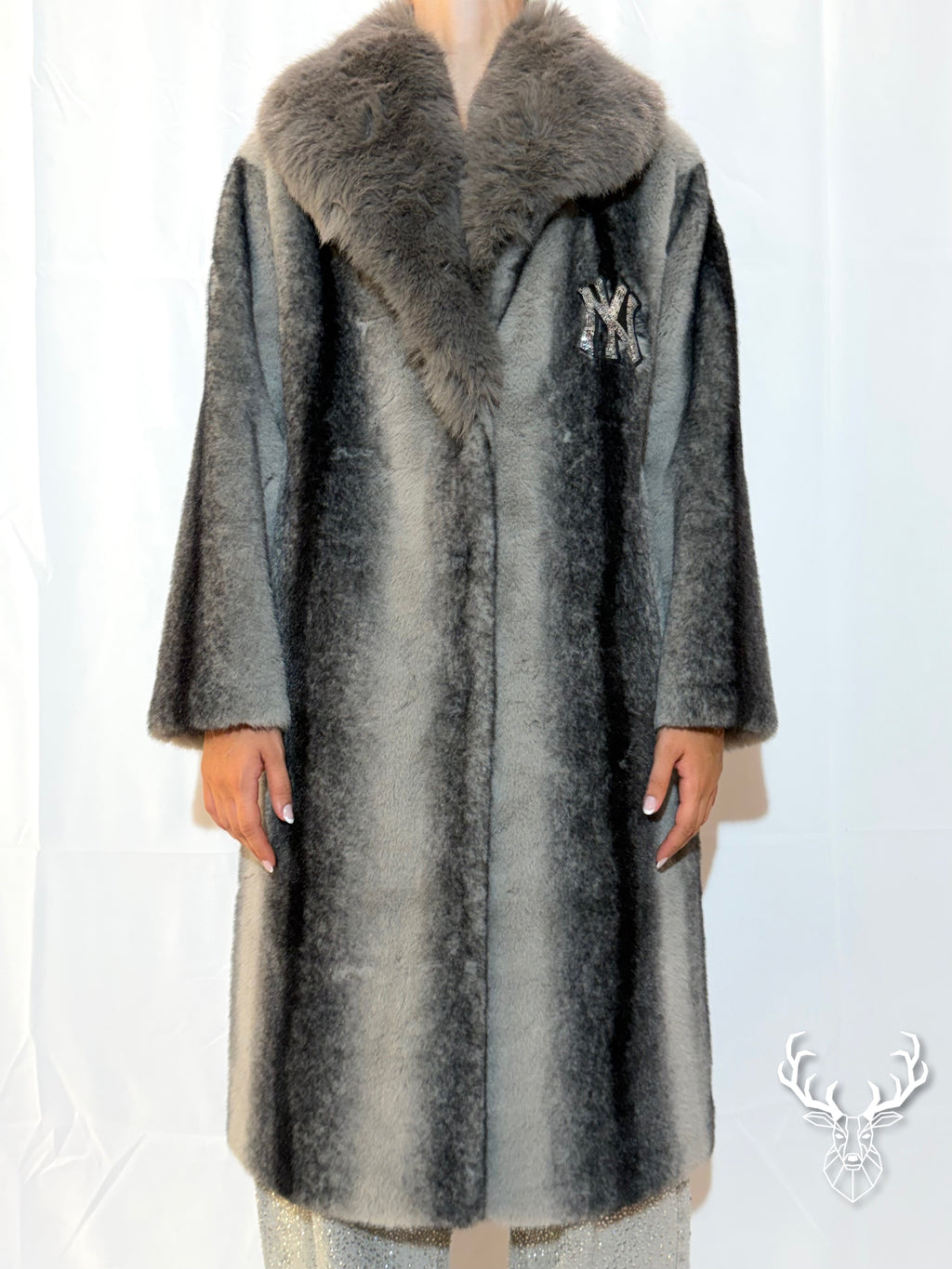 Cappotto Eco-Fur Grey 5Progress