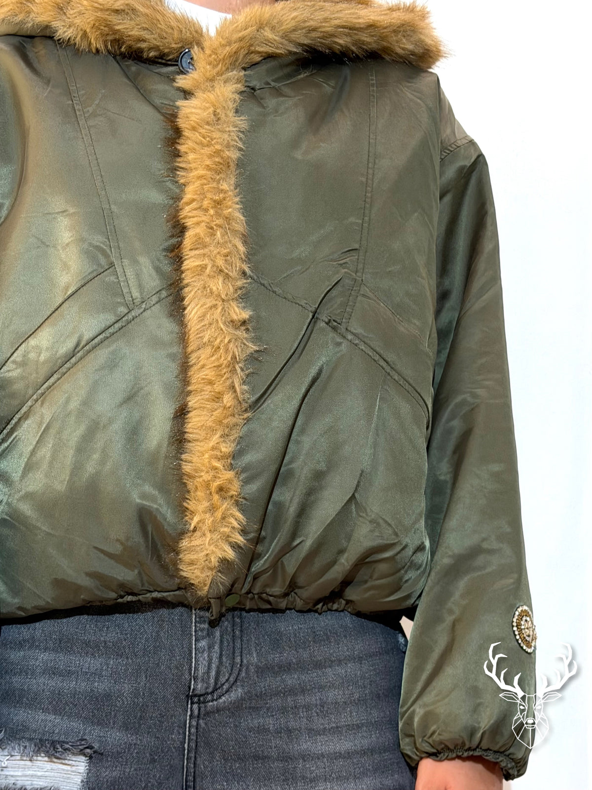 Bomber Verde Con Cappuccio in Eco-Fur Front Street