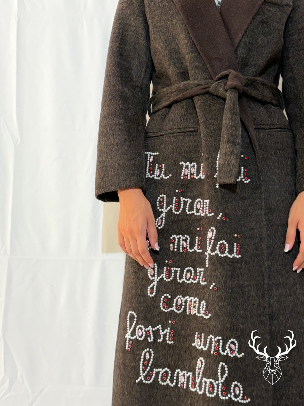 Cappotto Moro Scritta Perle Front Street