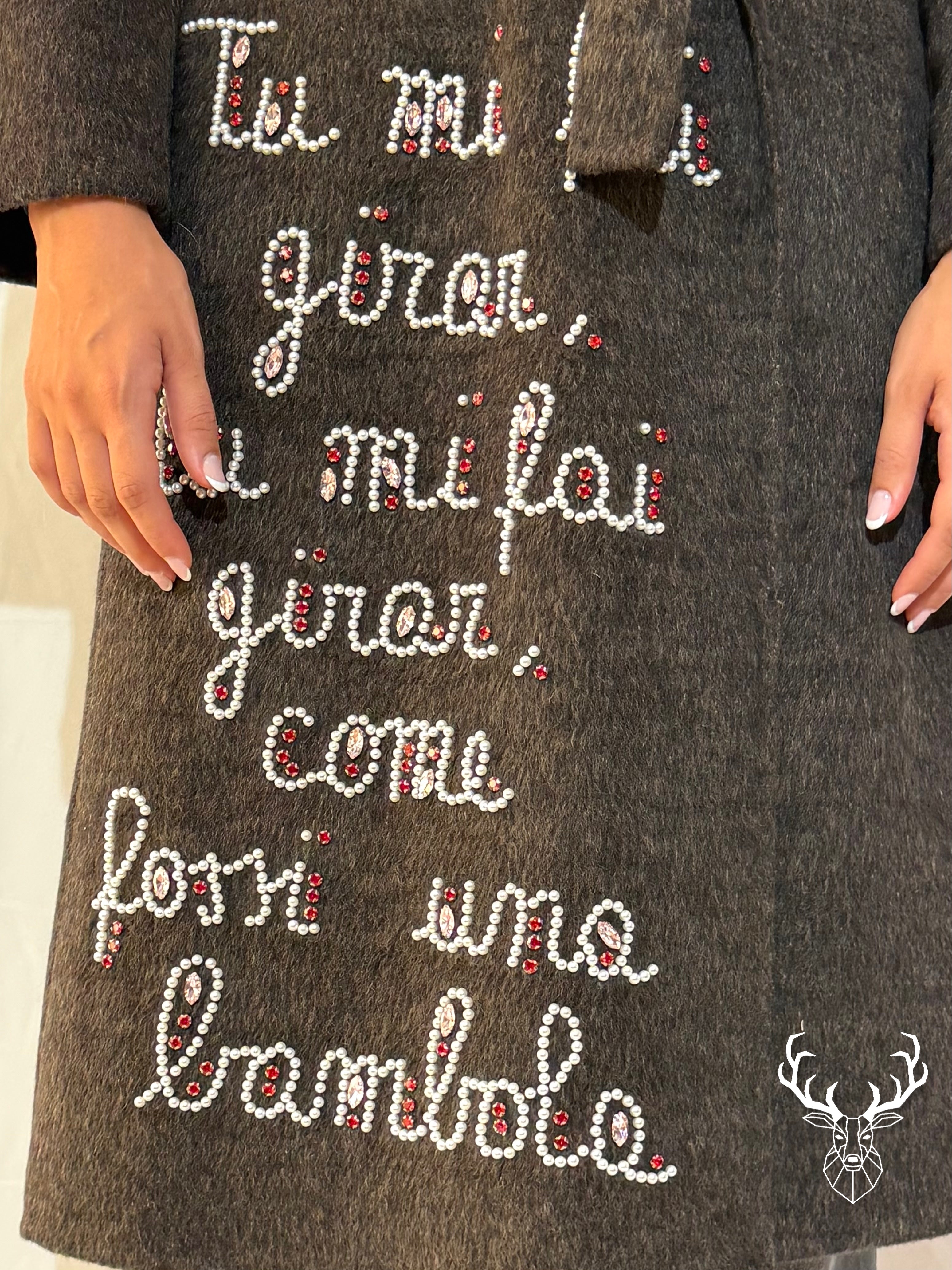 Cappotto Moro Scritta Perle Front Street