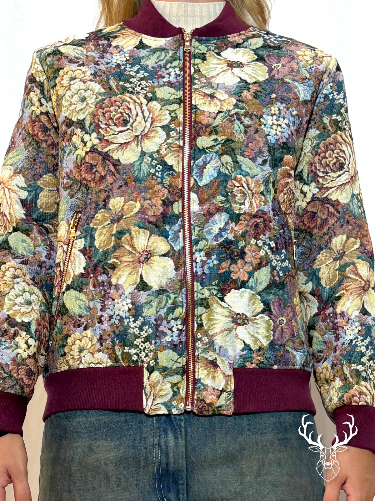 Bomber Tapestry Kontatto