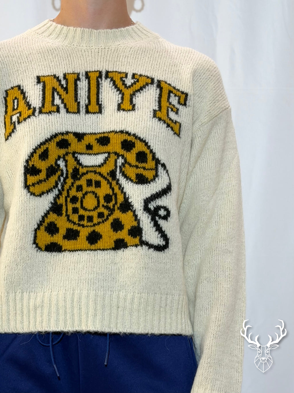 Pull Telephone Almond Aniye By