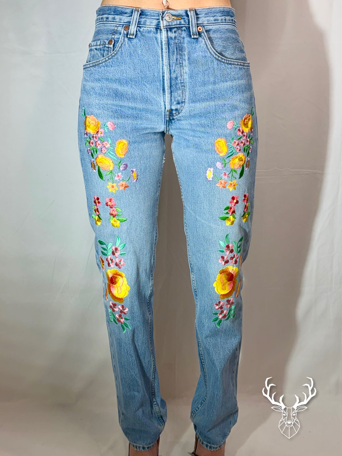 Jeans Fiori Ricamati 5Progress