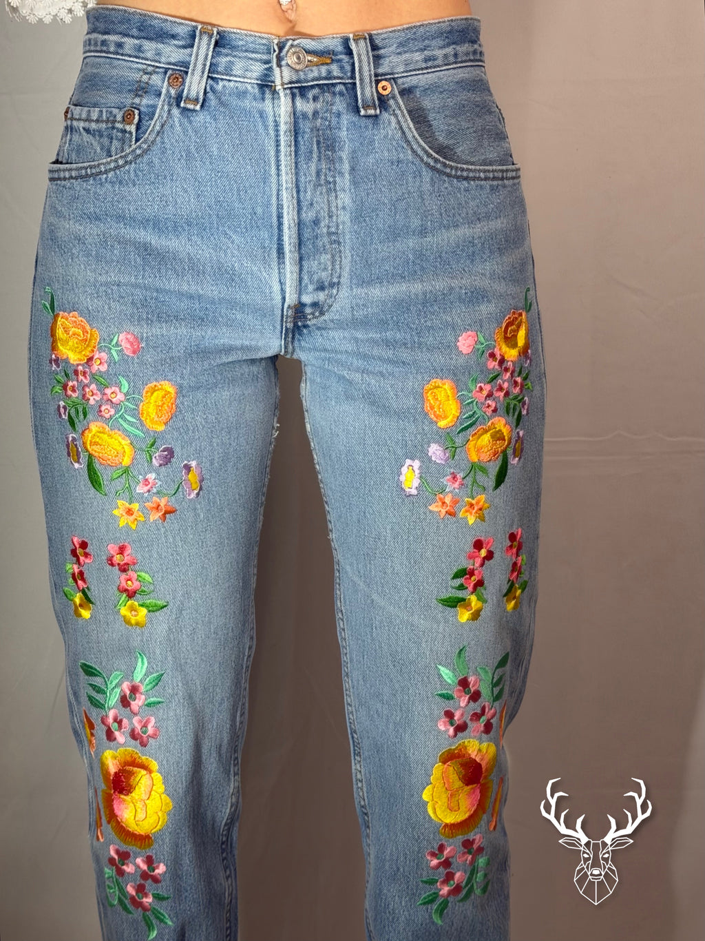 Jeans Fiori Ricamati 5Progress