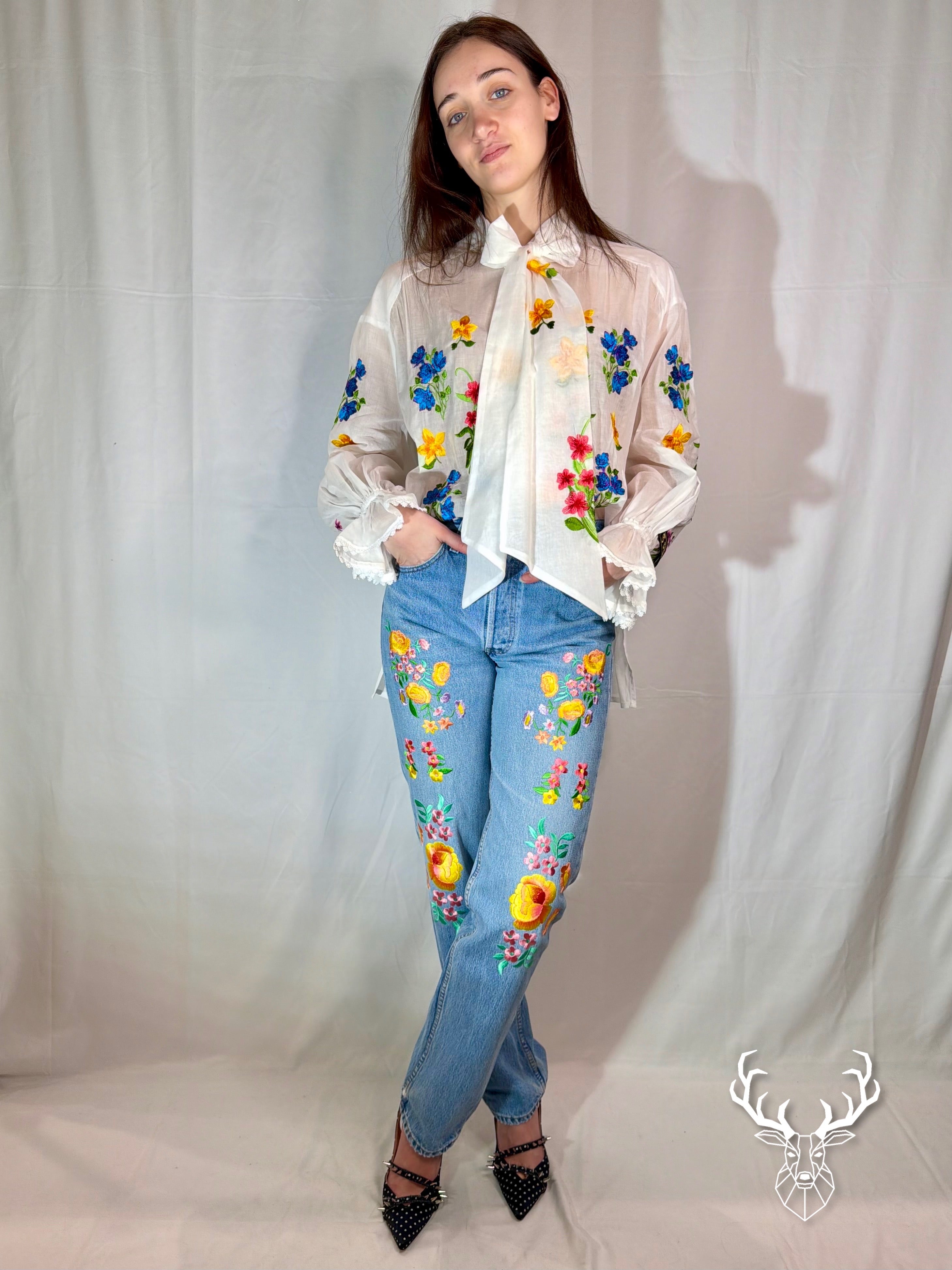 Jeans Fiori Ricamati 5Progress