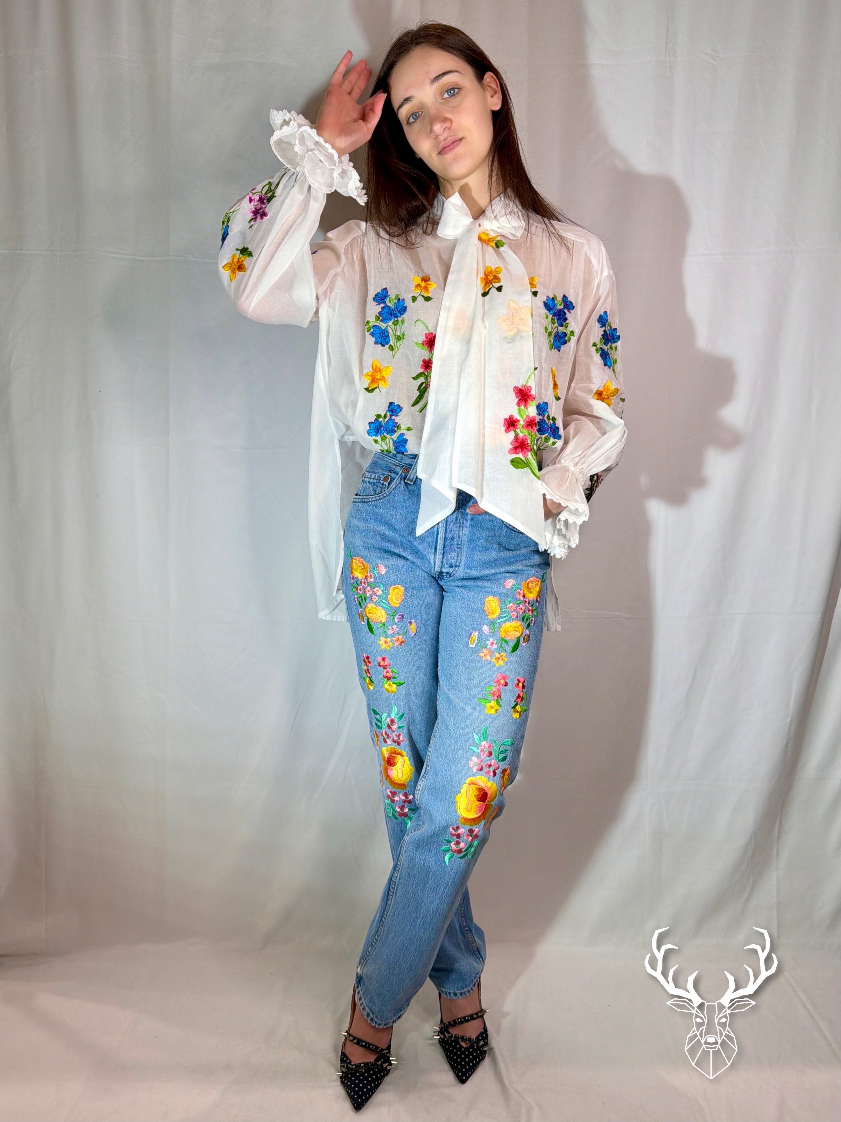 Jeans Fiori Ricamati 5Progress